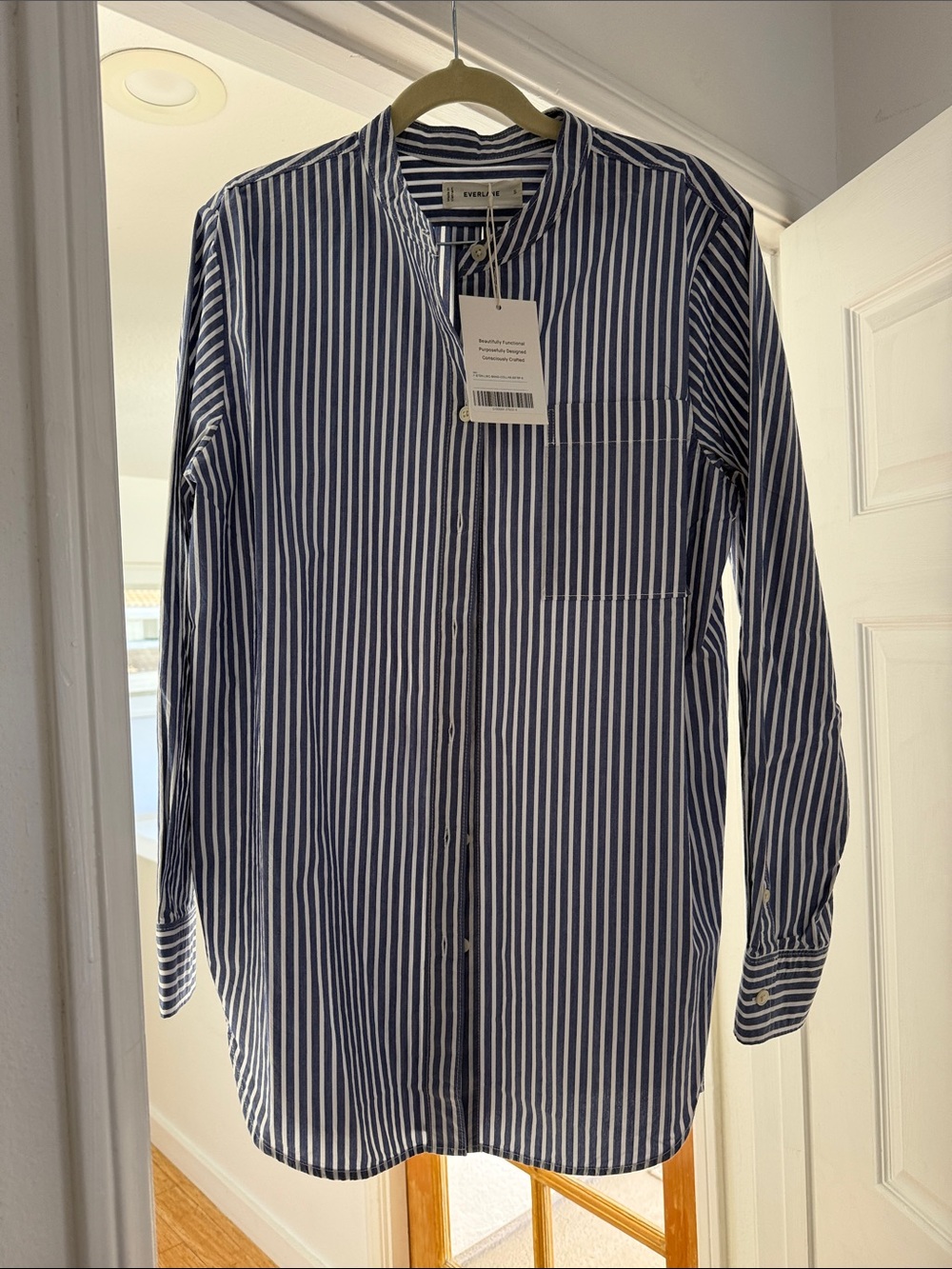 Everlane Navy and White Button-Down Shirt